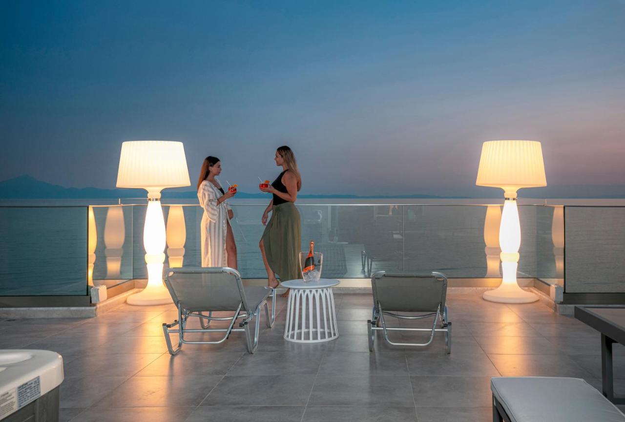 Hotel Mr & Mrs K Bianco à Potos Extérieur photo